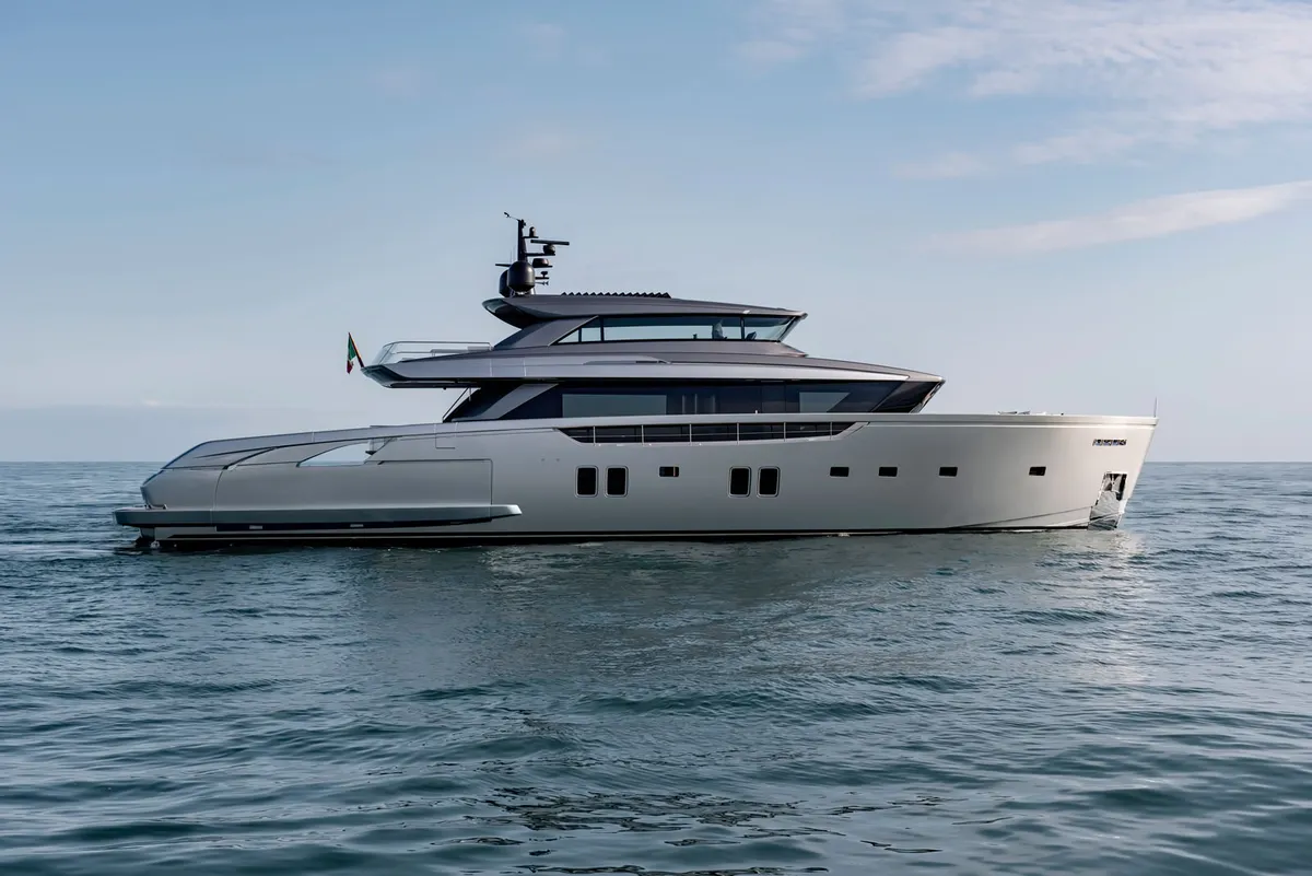 Sanlorenzo SX112 — Exterior photo 4