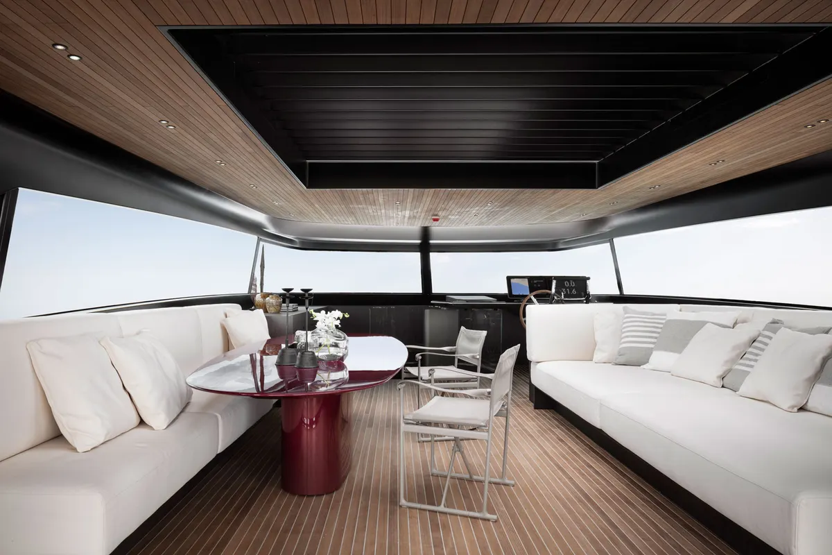Sanlorenzo SX112 — Interior photo 5