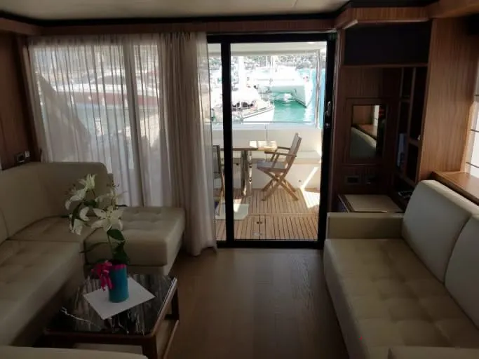 Absolute 60 FLY — Interior photo 4