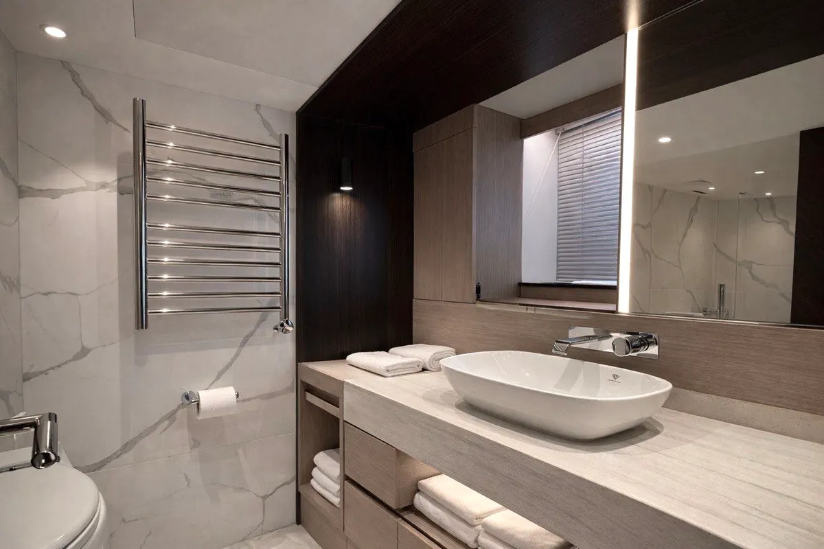 Sunseeker Manhattan 68 — Interior photo 11