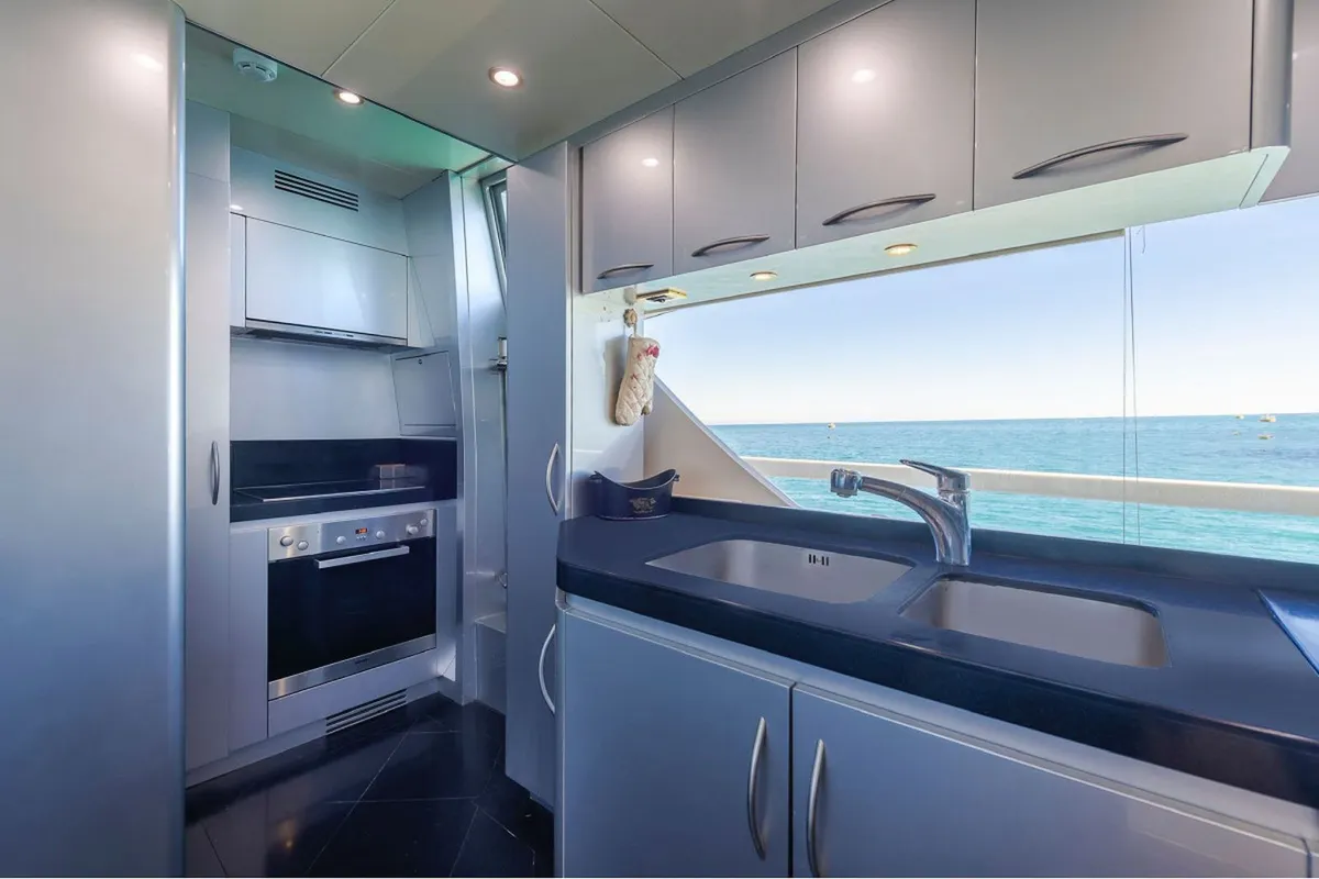 Posillipo Technema 90 (009) — Interior photo 6