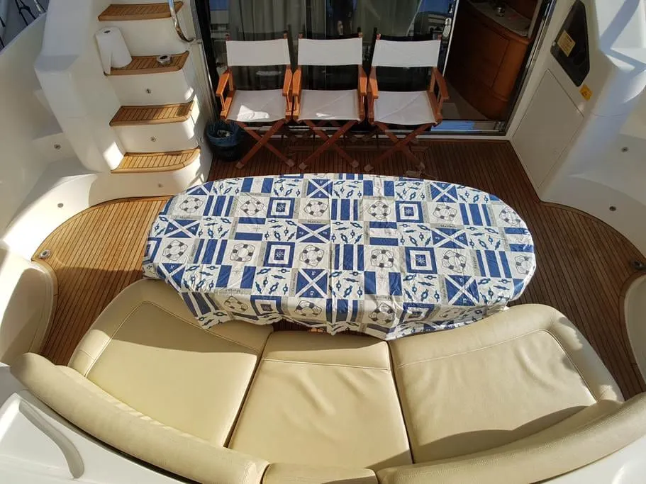 Azimut 62 — Exterior photo 17