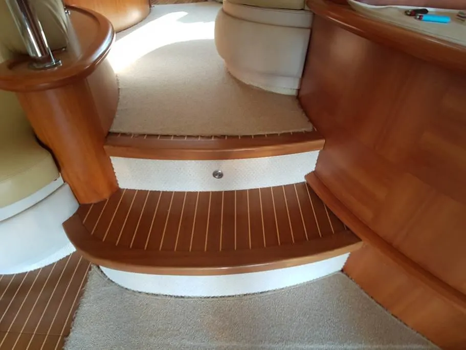 Azimut 62 — Interior photo 6