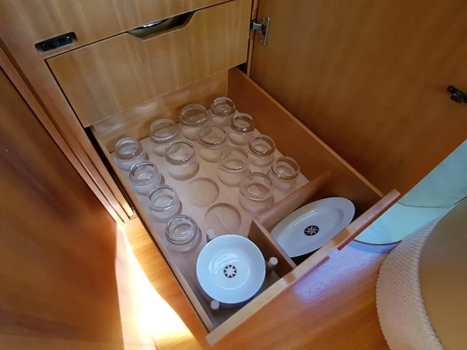 Azimut 62 — Interior photo 8