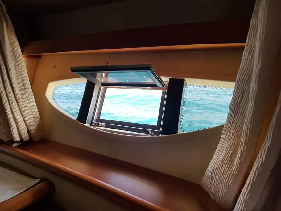 Azimut 62 — Interior photo 21