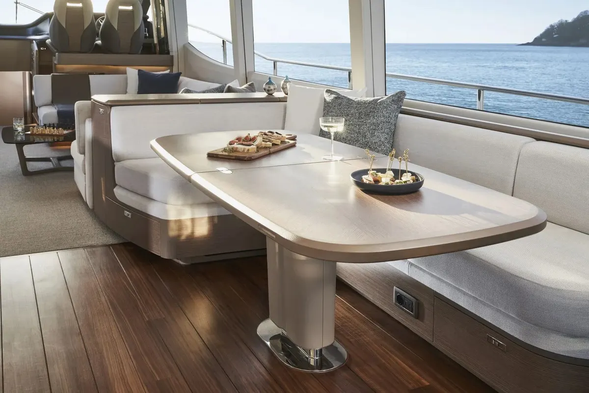 Princess Y72 — Exterior photo 11