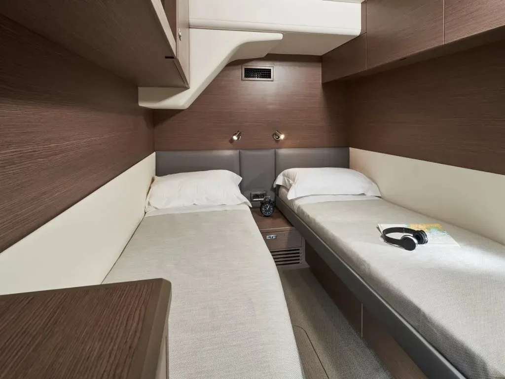Princess Y72 — Exterior photo 31