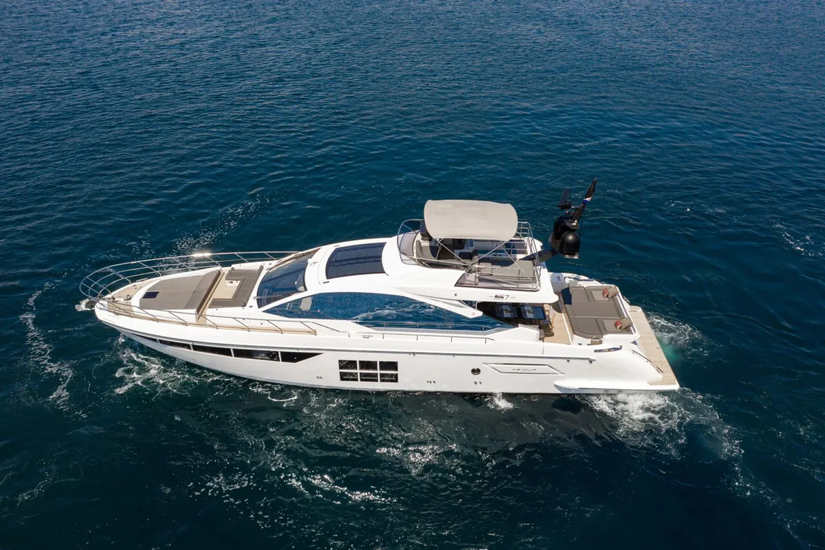 Azimut S7