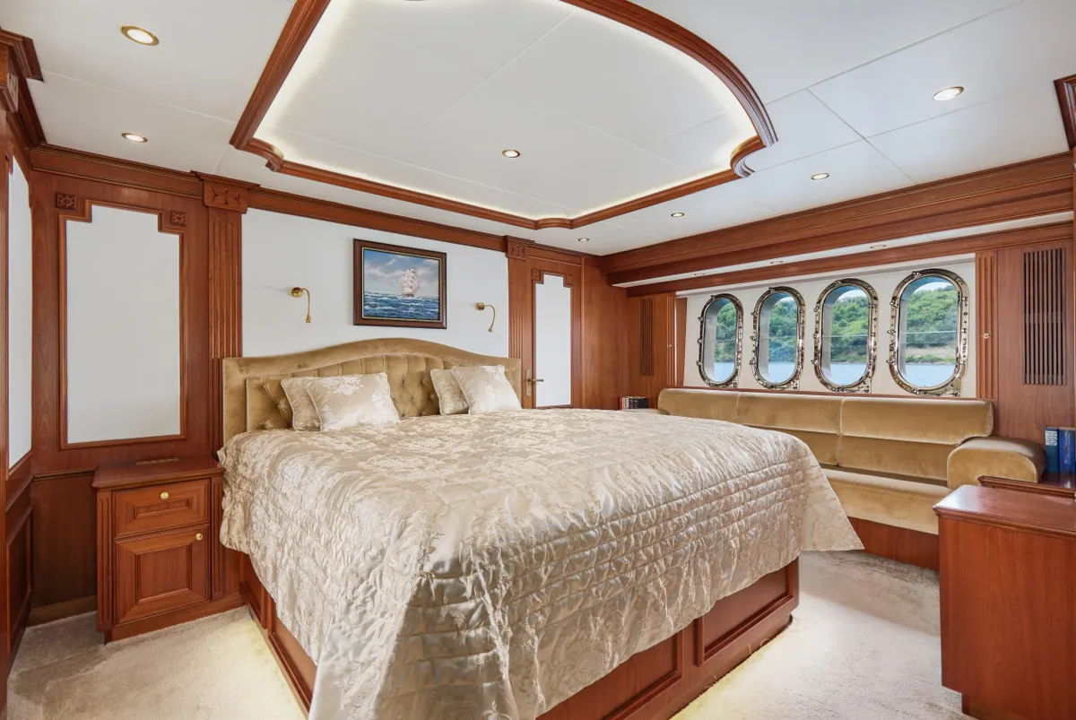 Wim Van der Valk Continental (Orion) — Interior photo 2