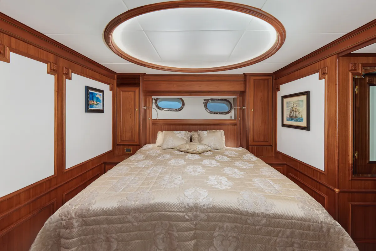Wim Van der Valk Continental (Orion) — Interior photo 4