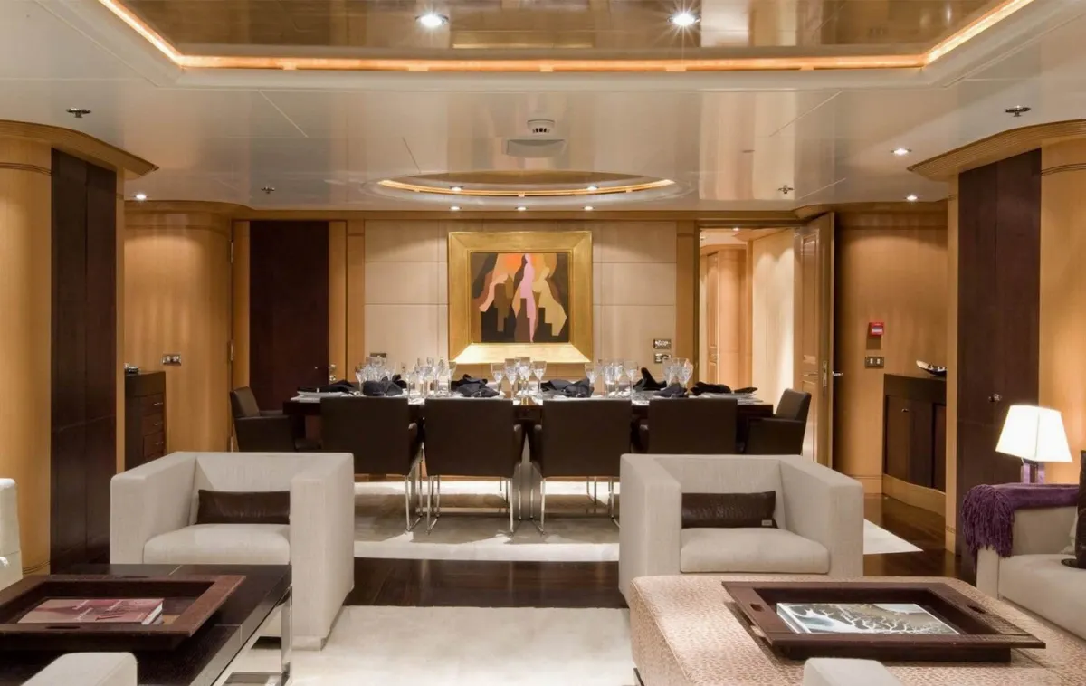 Amels Mercury — Interior photo 6