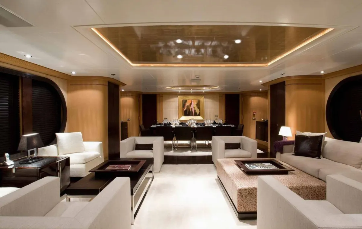 Amels Mercury — Interior photo 7
