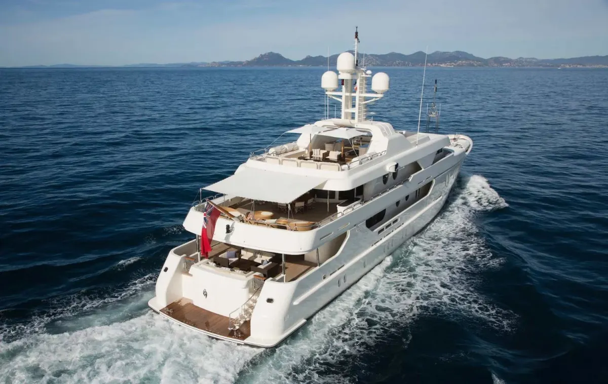 Amels Mercury — Exterior photo 6