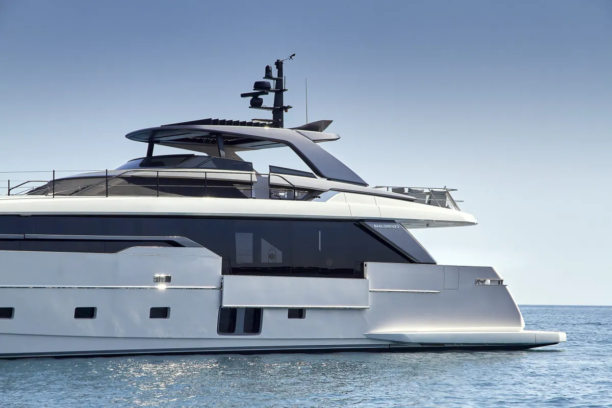 Sanlorenzo SL96A — Exterior photo 3