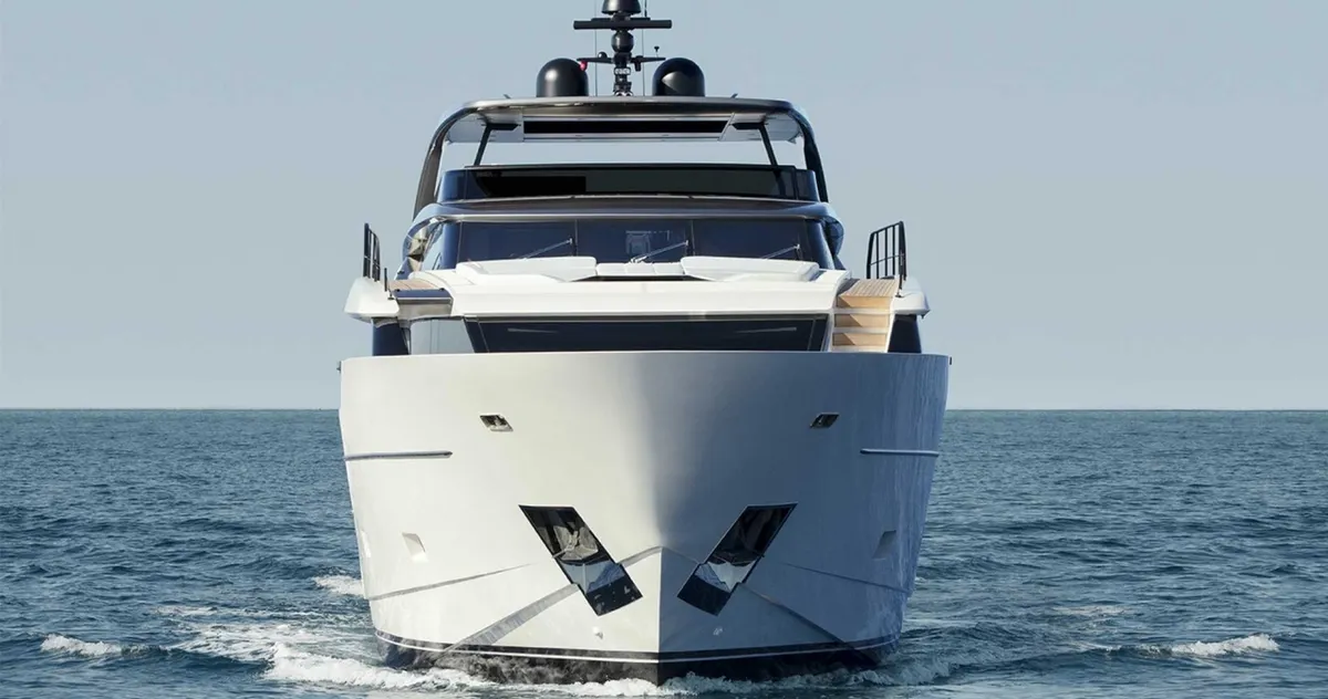 Sanlorenzo SL102A — Exterior photo 2