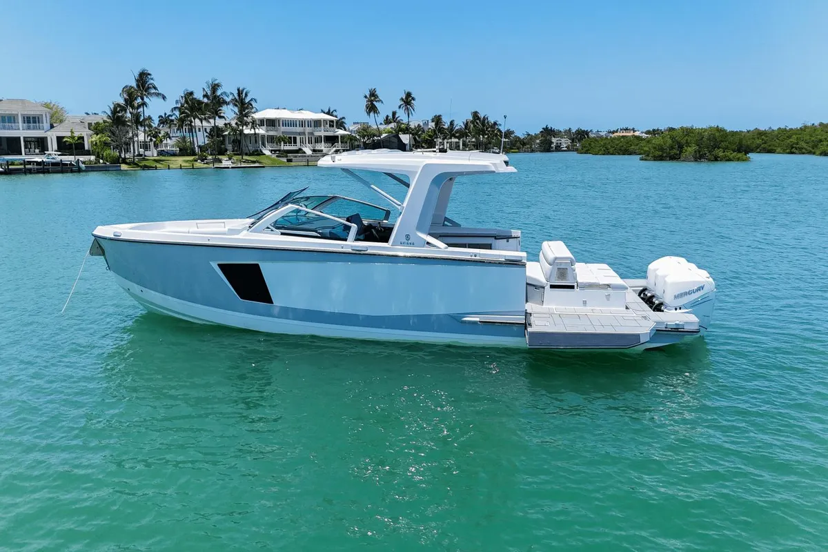 AV40 Outboard - Aviara — Exterior photo 6