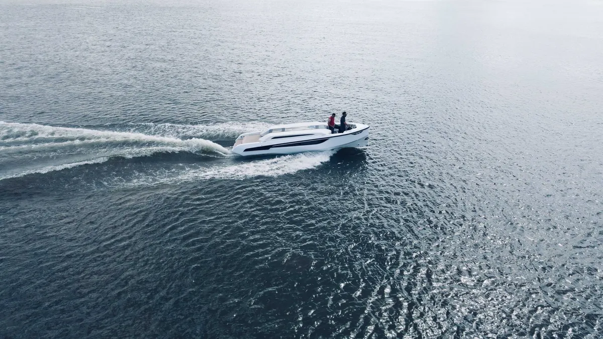 LIMO, LT26 C — Exterior photo 14