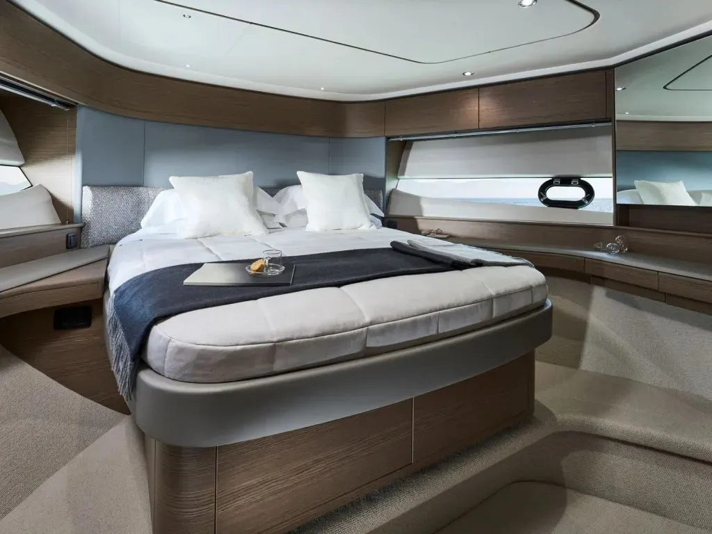 Princess S66 — Exterior photo 24