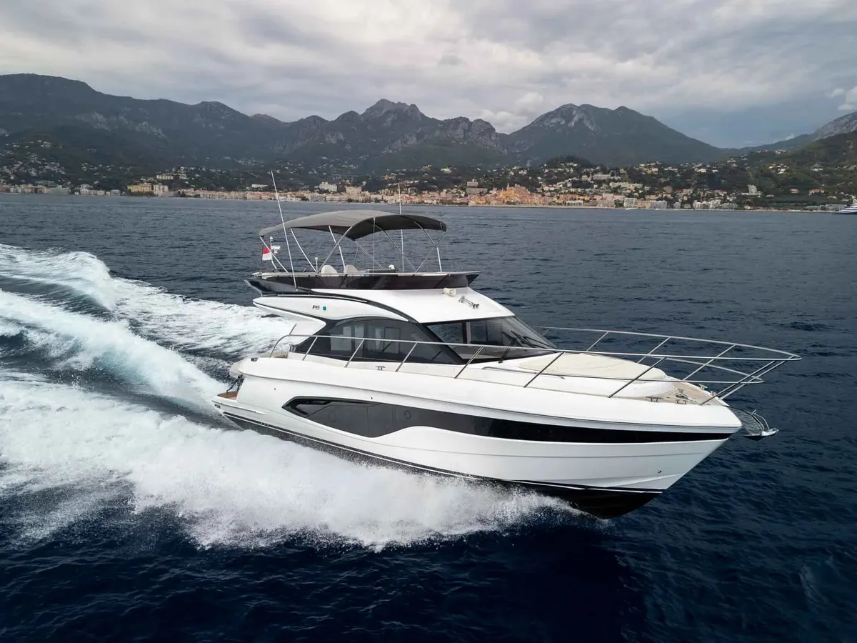 Princess F45 — Exterior photo 9