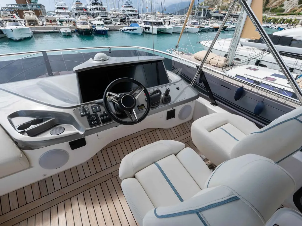 Princess F45 — Exterior photo 15