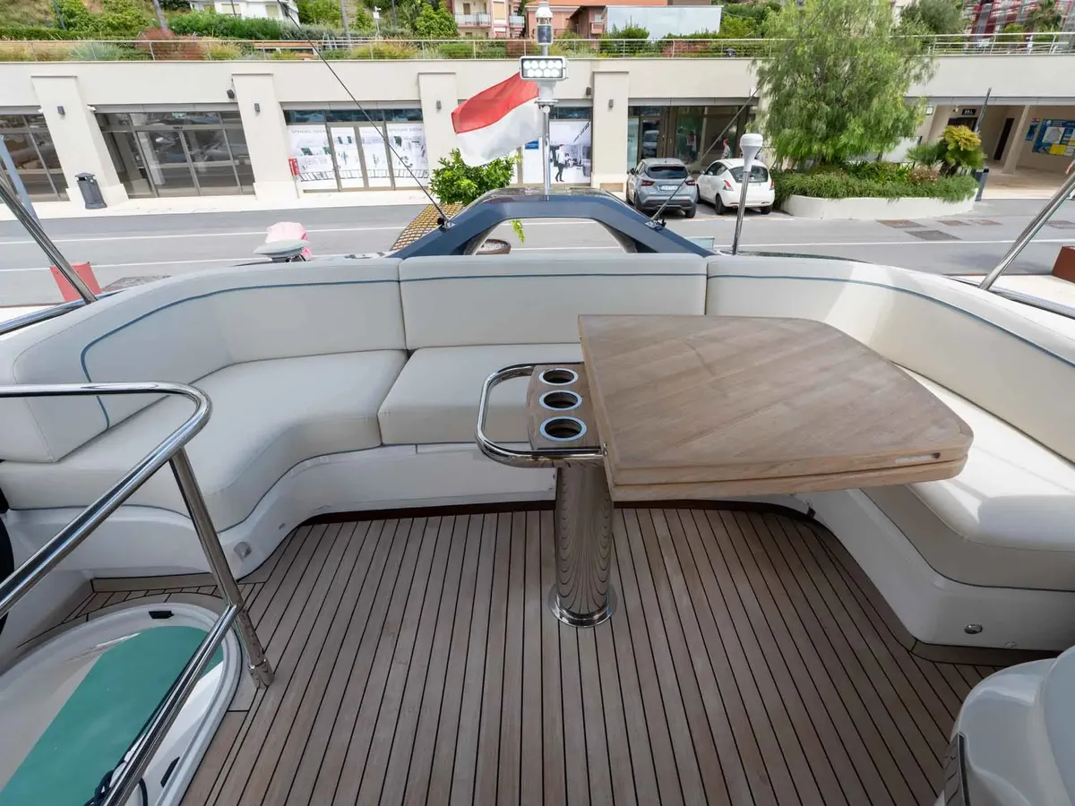 Princess F45 — Exterior photo 16