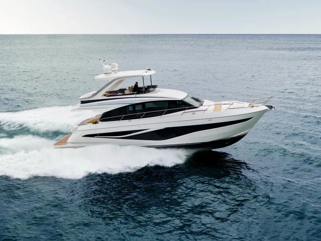 Princess F58 — Exterior photo 2
