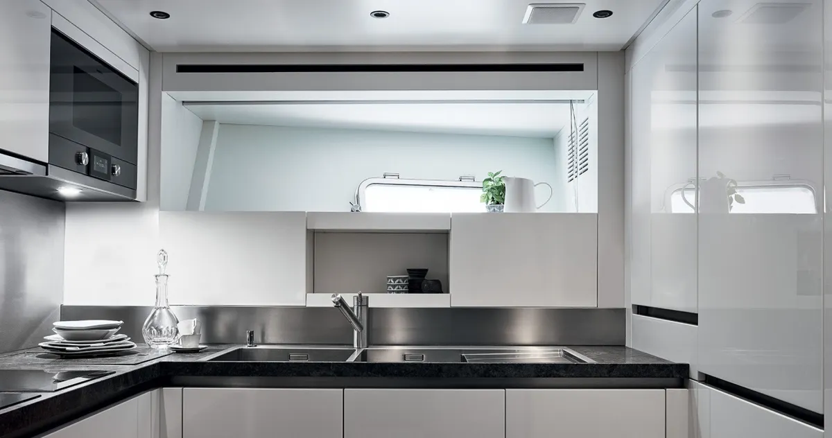 Sanlorenzo SX88 — Interior photo 2