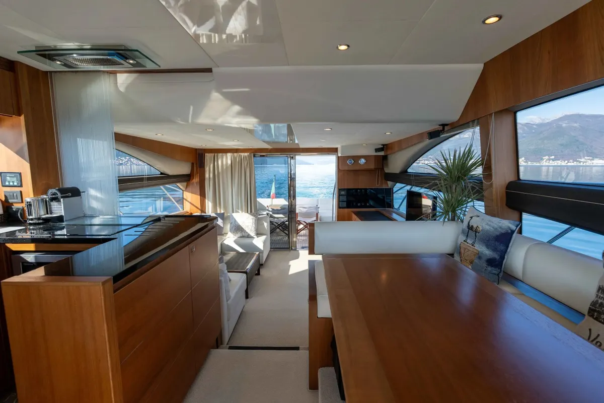 Princess 60 — Exterior photo 11