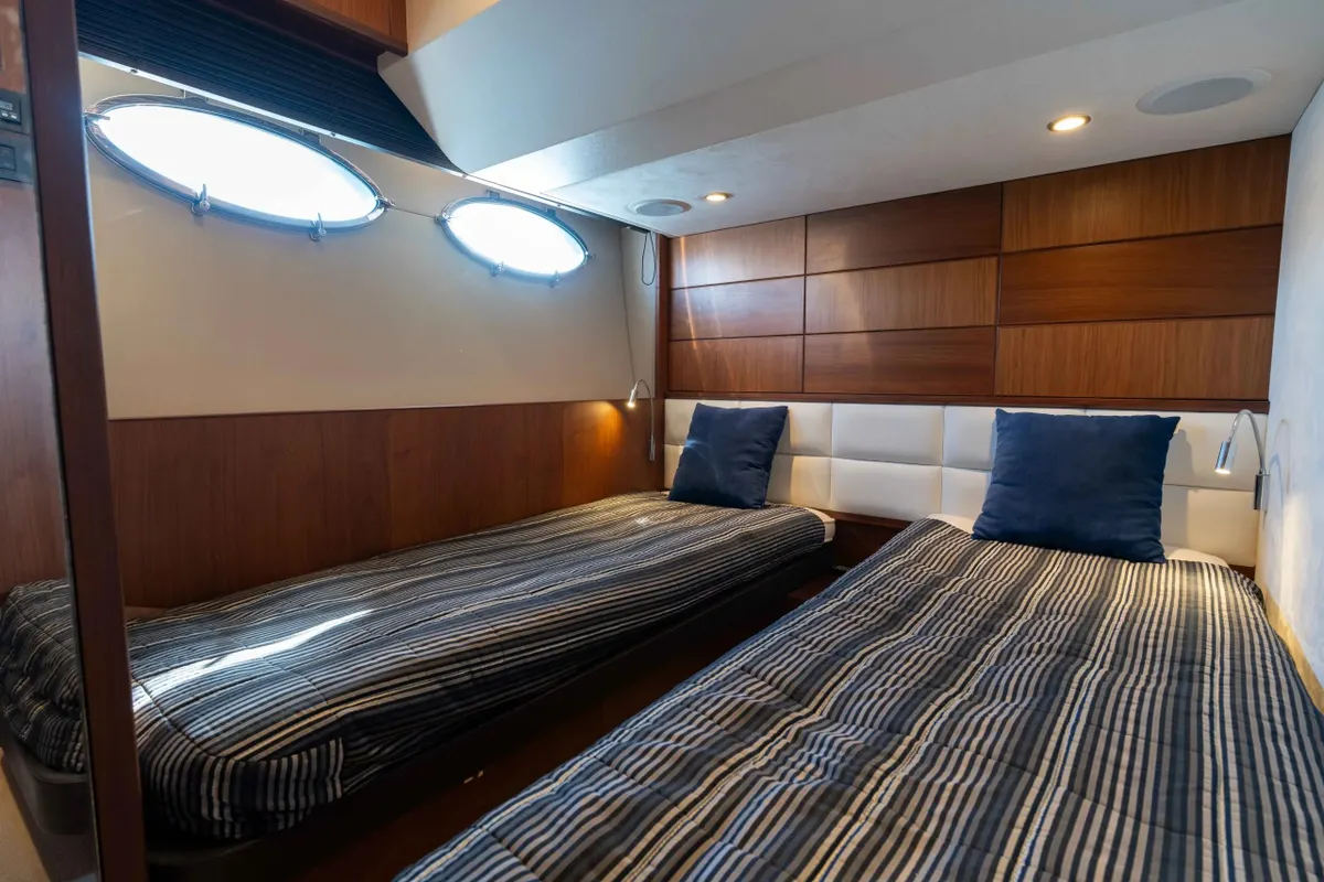 Princess 60 — Exterior photo 16