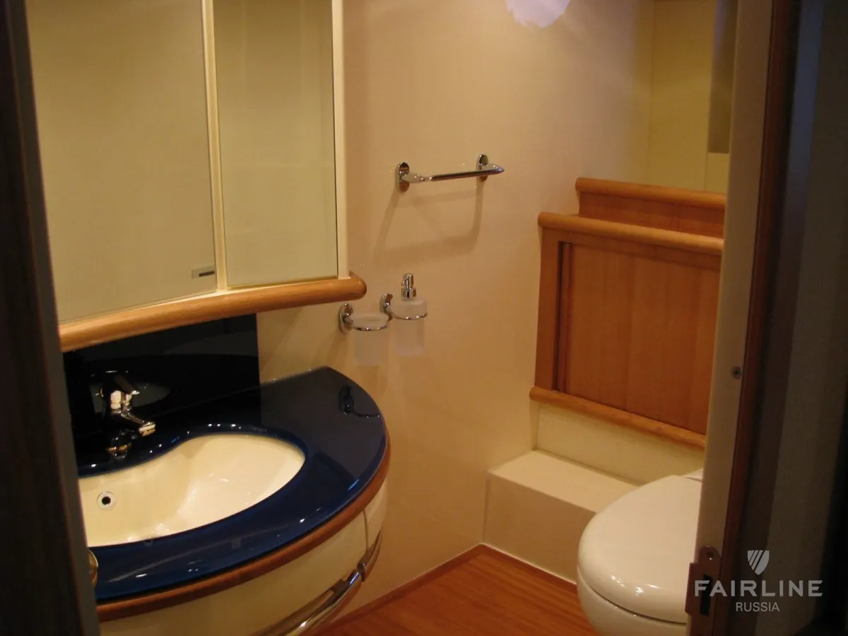 Azimut 62 — Interior photo 5
