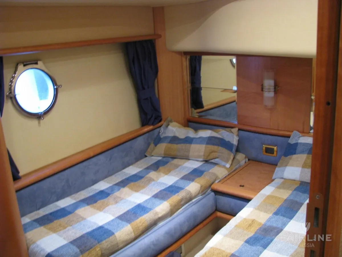 Azimut 62 — Interior photo 7
