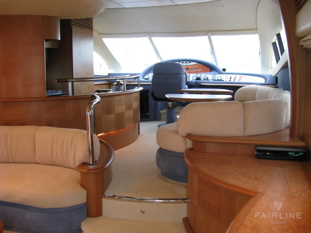 Azimut 62 — Interior photo 8