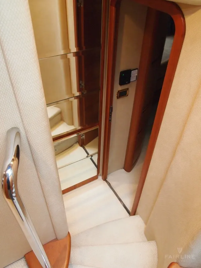 Azimut 62 — Interior photo 12