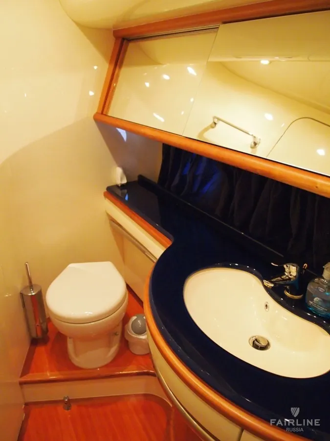 Azimut 62 — Interior photo 13