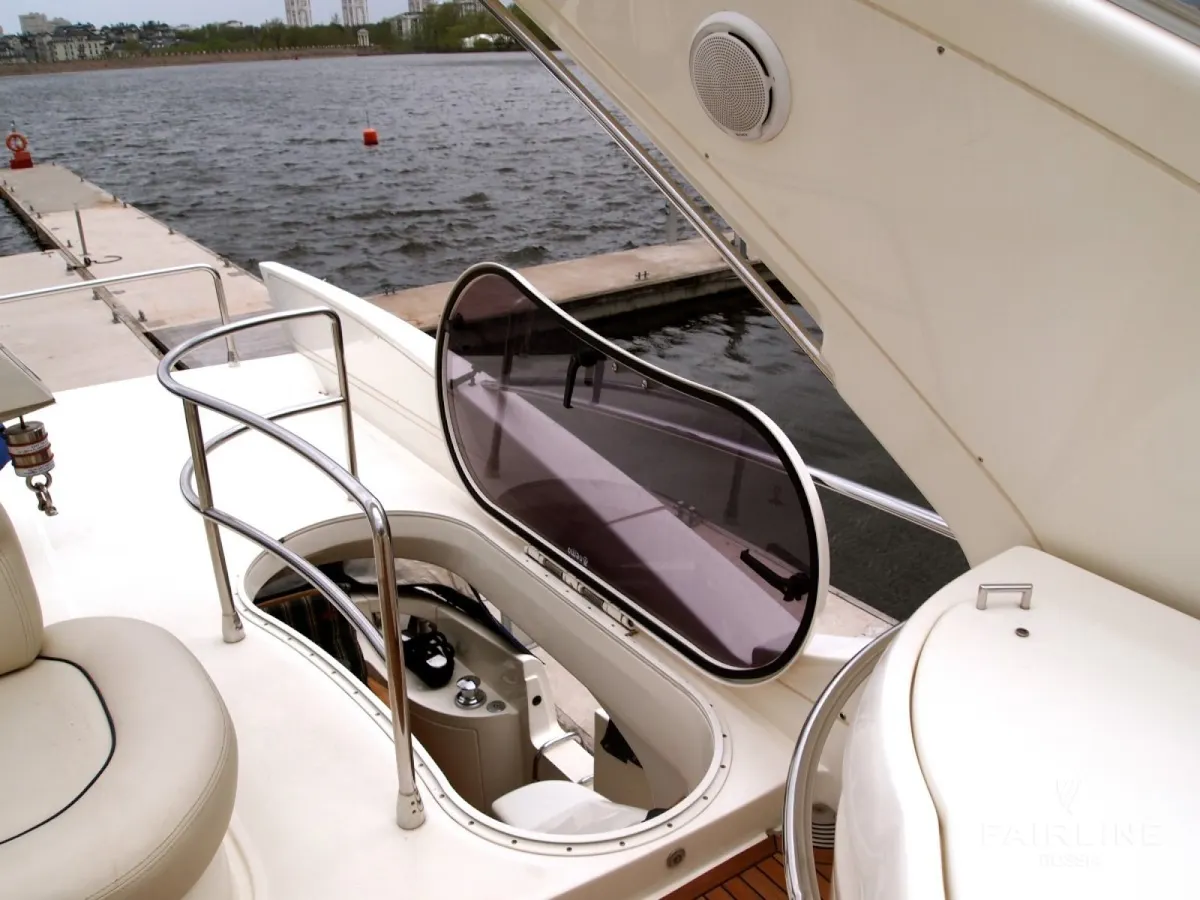 Azimut 62 — Exterior photo 6