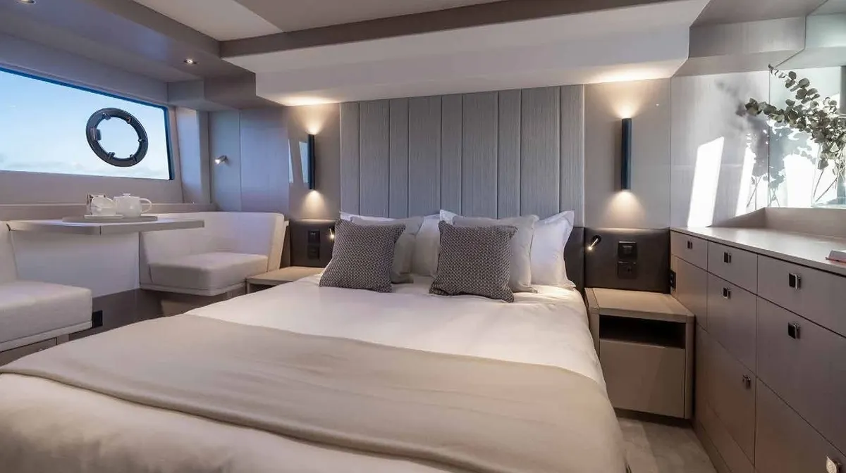 Sunseeker Manhattan 56 — Interior photo 10