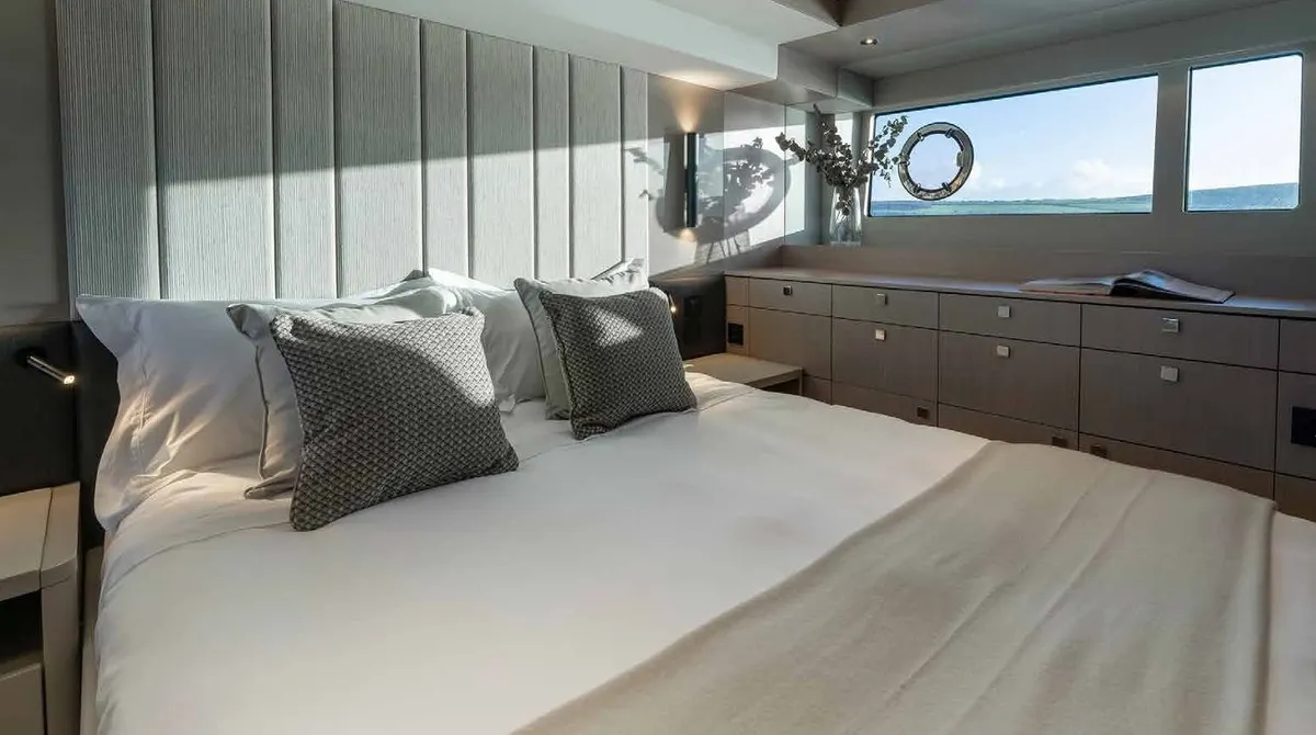 Sunseeker Manhattan 56 — Interior photo 11