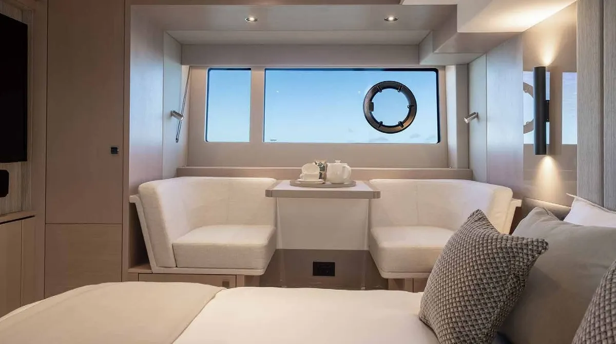 Sunseeker Manhattan 56 — Interior photo 12