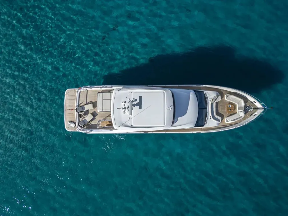 Princess Y80 — Exterior photo 5