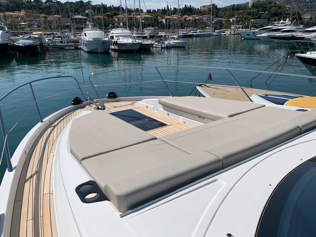 Sunseeker Predator 50 — Exterior photo 10