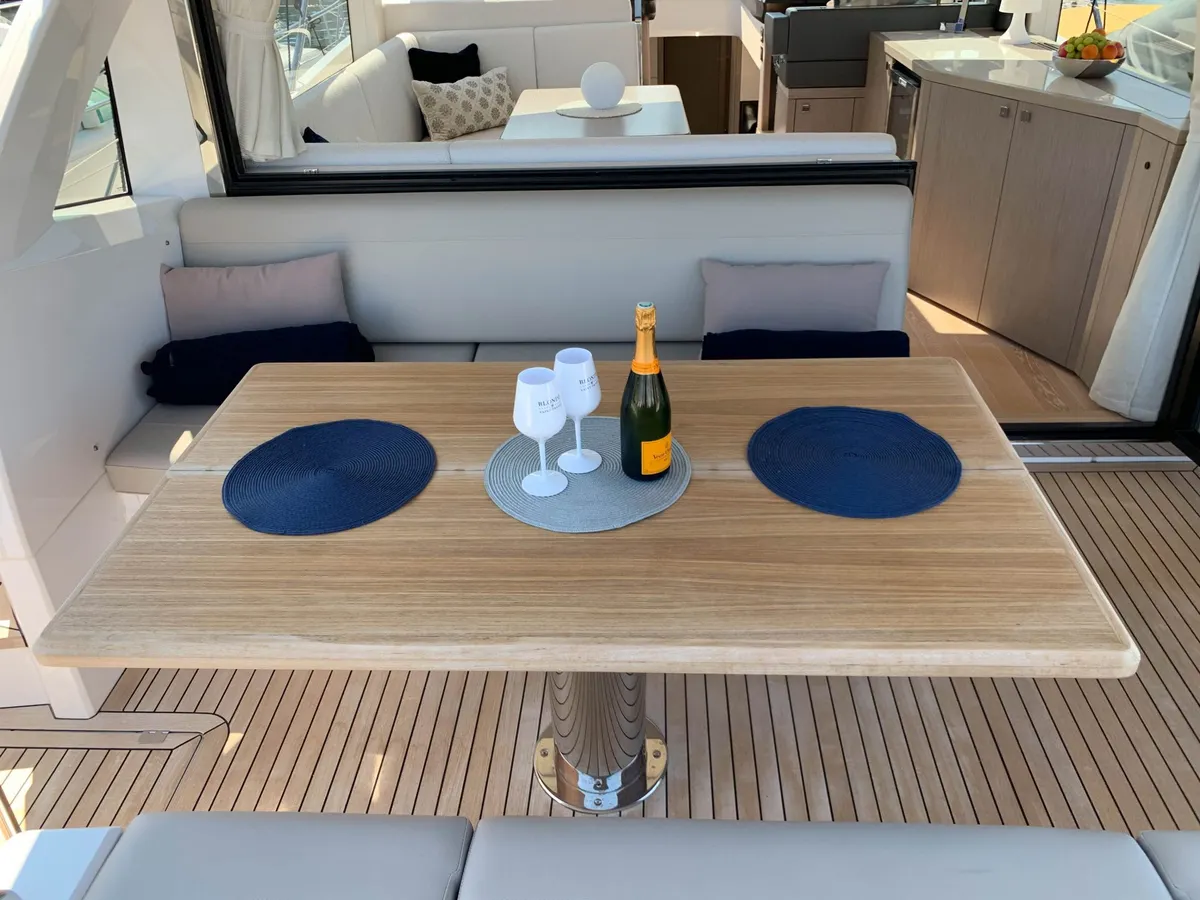 Sunseeker Predator 50 — Exterior photo 2