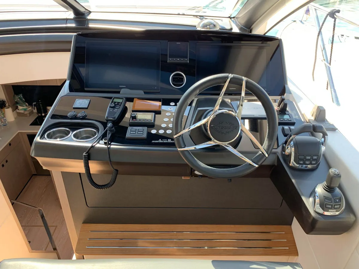 Sunseeker Predator 50 — Interior photo 10
