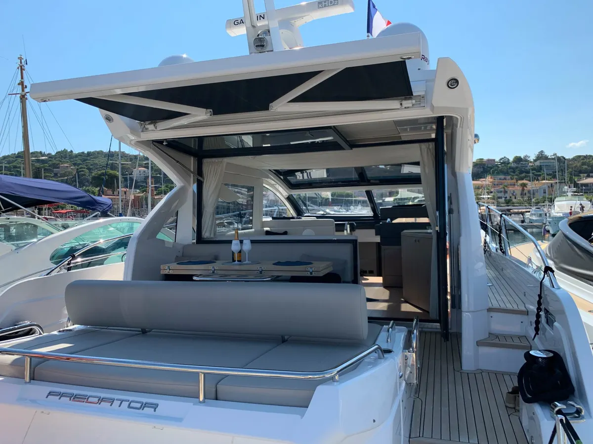 Sunseeker Predator 50 — Exterior photo 7