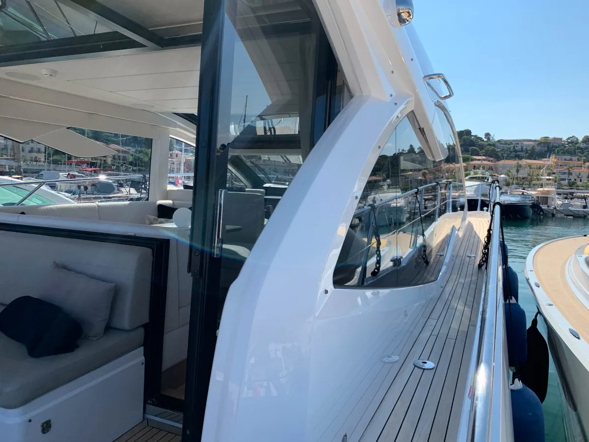 Sunseeker Predator 50 — Exterior photo 8