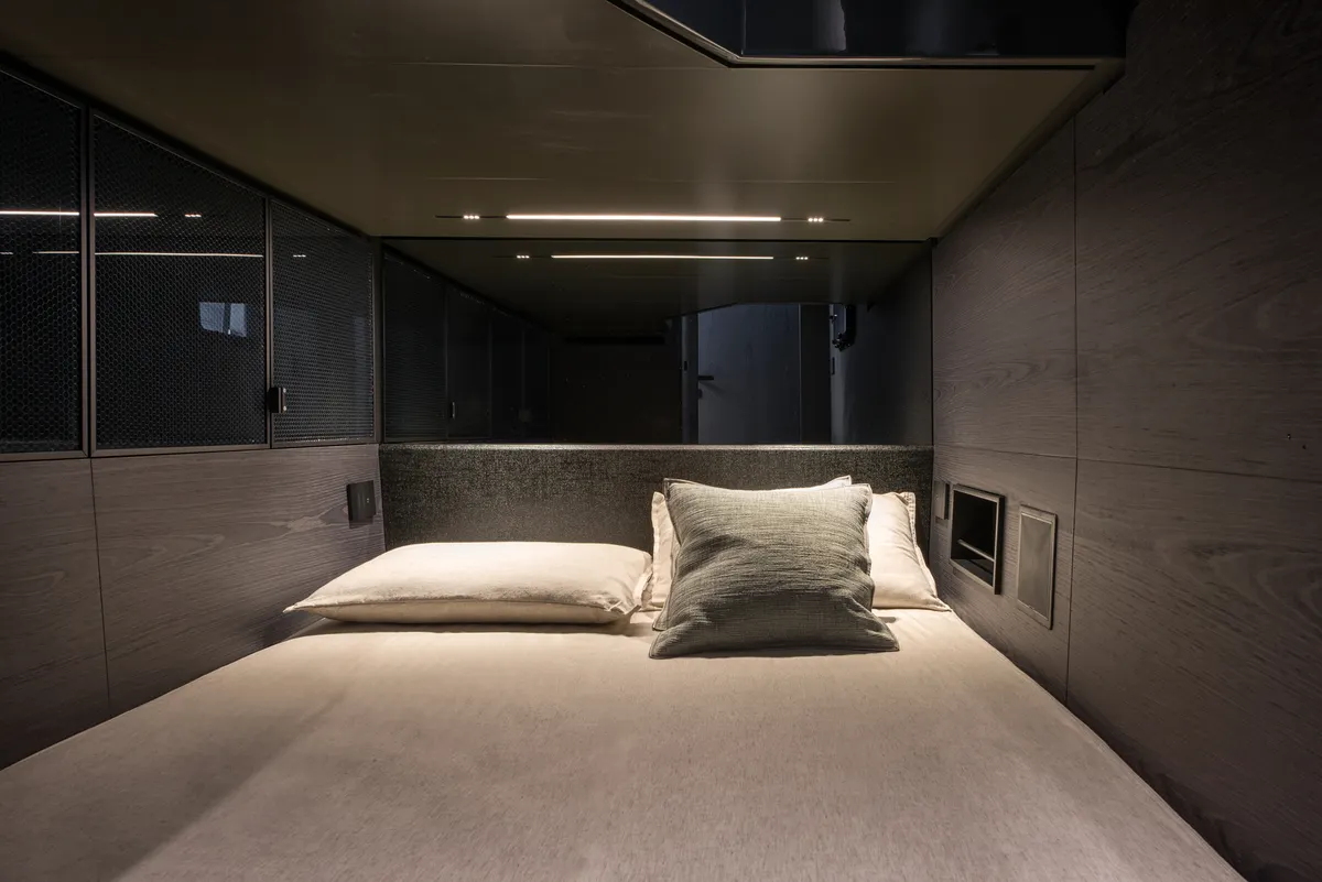 Bluegame BGF45 — Interior photo 3