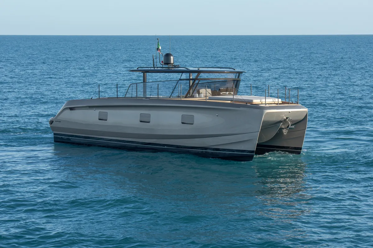 Bluegame BGF45 — Exterior photo 2