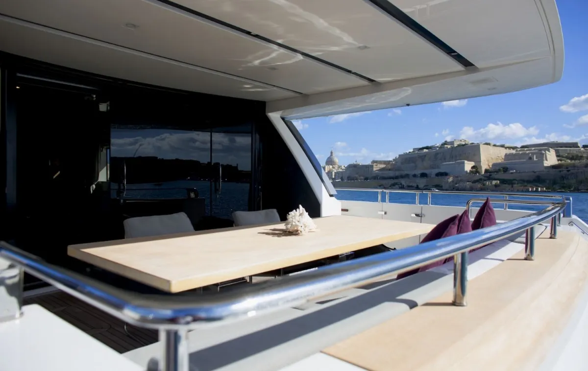 Sanlorenzo SL94 GB2 — Exterior photo 4
