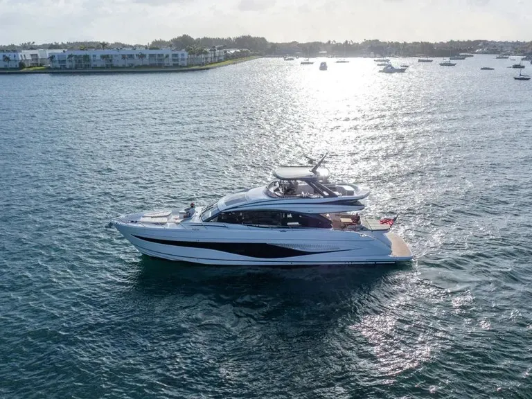 Princess S72 — Exterior photo 15