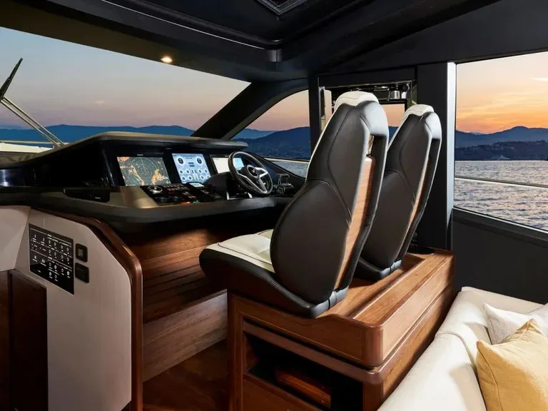 Princess S72 — Exterior photo 19