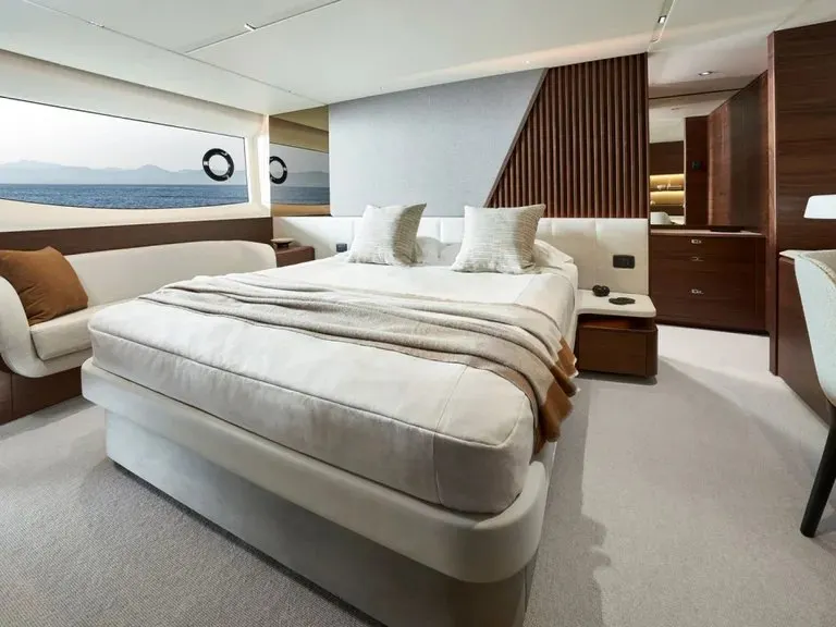 Princess S72 — Exterior photo 24